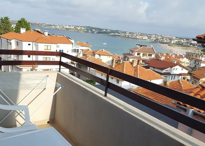 атава Konukevi 3*